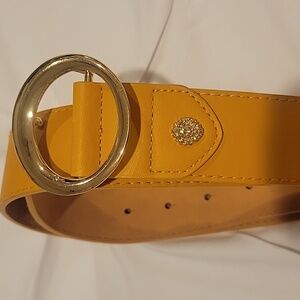 NWT Anne Klein XS Mustard Yellow Belt Synthetic Leather